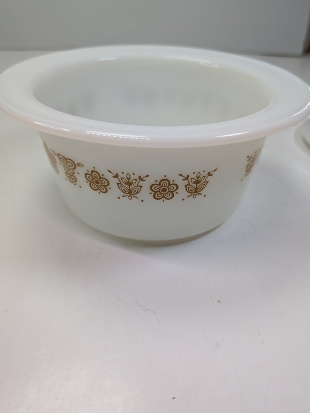 Vintage Corelle Butterfly Gold Grab-It Bowl Serving Dish wi Original Plastic Lid - Picture 10 of 13